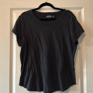 Abercrombie & Fitch short sleeve tee
